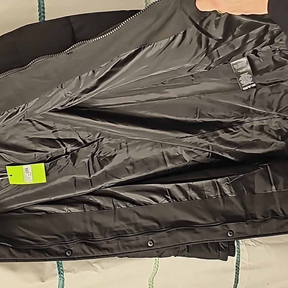 Woman's jacket - Picture 13 of 13